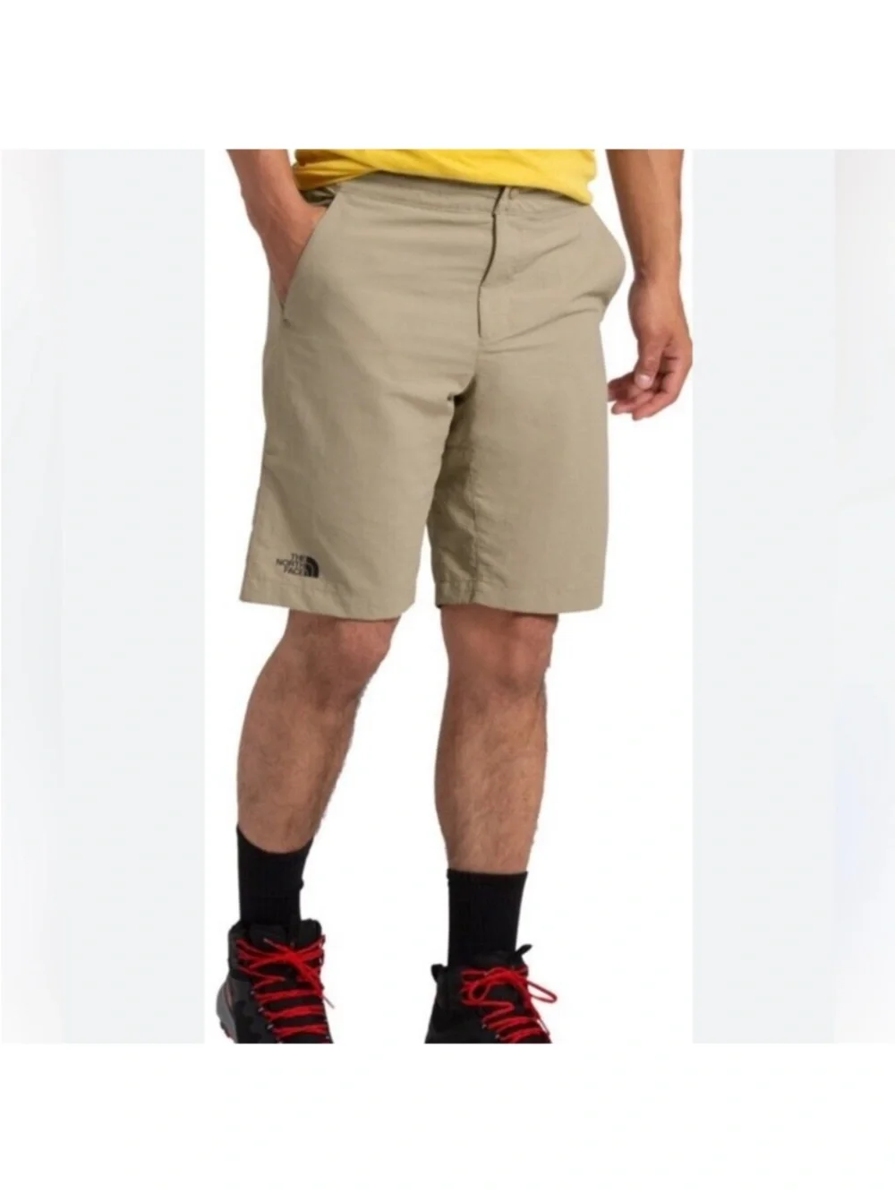 The North Face Paramount Horizon Hiking Adventure Athletic Tan Shorts Medium